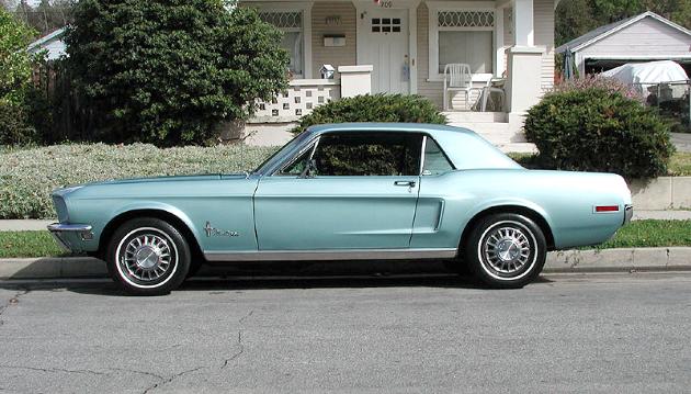 1968 Ford Mustang in Tahoe Turquiose